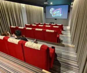 Bioskop Alfamart, Layar Digi Tiketnya Cuma Rp15 Ribu