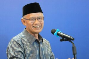 haedar-nashir-idulfitri-momentum-berbagi-dan-bangun-persaudaraan-melintas-768x512